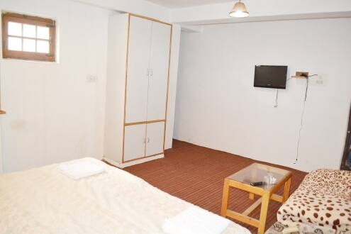 Hotel Wadera's Living, Srinagar 2